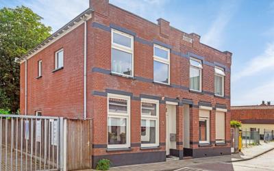 Nieuwstraat 1