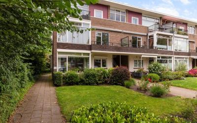 Laaressingel 25
