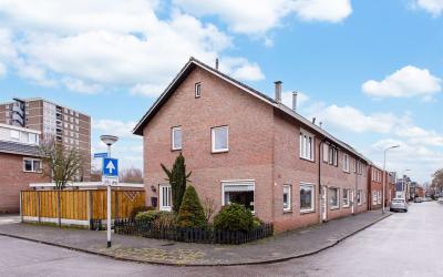 Mekkelholts. 134