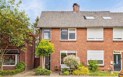 Hoge Boekel. 83