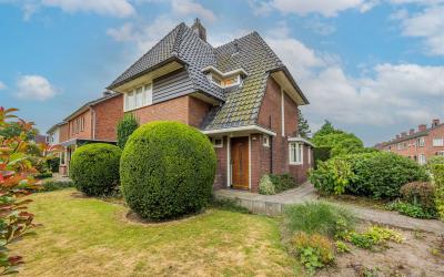 Hoge Boekel. 140