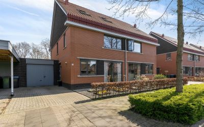 Bosbeekjuffer 29