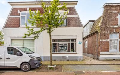 Esstraat 70
