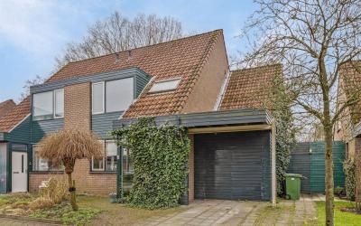 Vuchtelanden 18