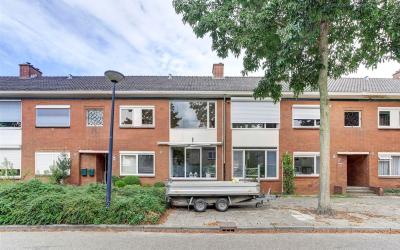 J.H.W. Robersstraat 48