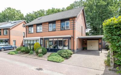 Sientje van. 43