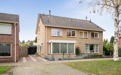 Steenbakker. 40