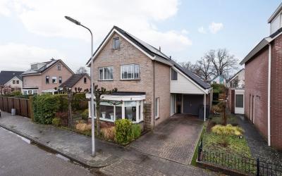 Amstelstraat 12