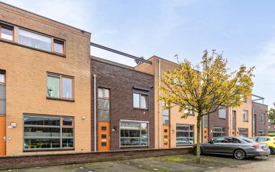H. Leefsmas. 26-10