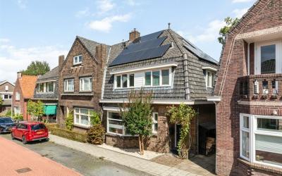 Emmastraat 19