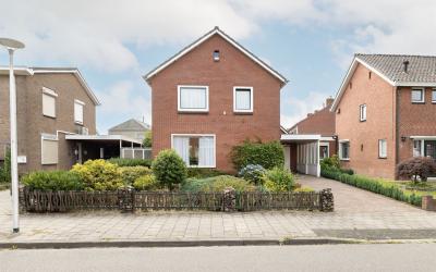 Bloemenkamp. 4