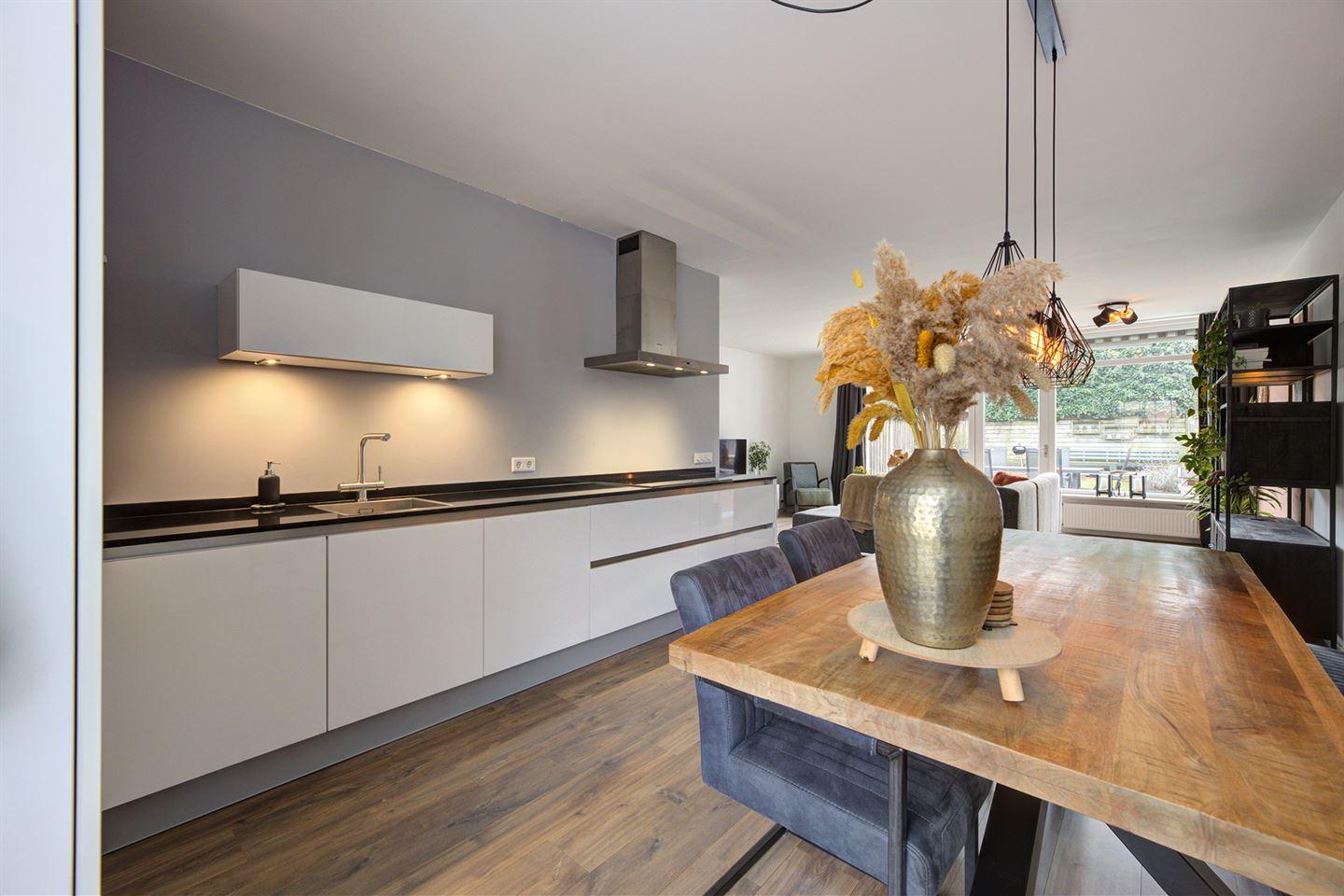 Tussenwoning te koop: Duivekervel 26, Oldenzaal