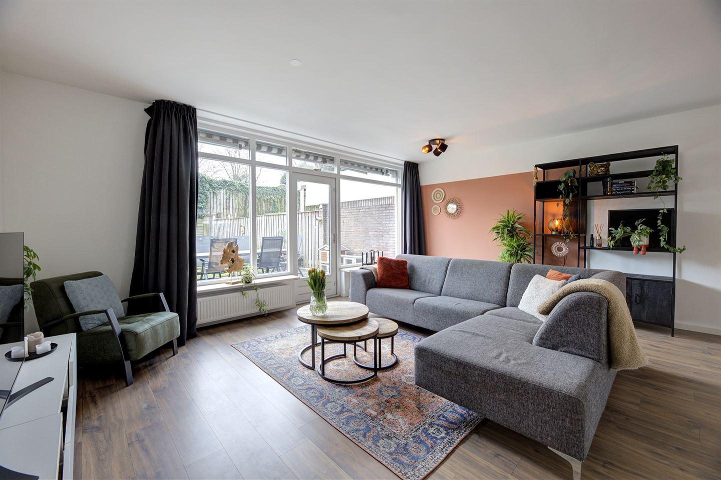 Tussenwoning te koop: Duivekervel 26, Oldenzaal