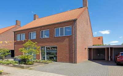 Hoefsmid 6