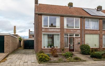 Valkstraat 1