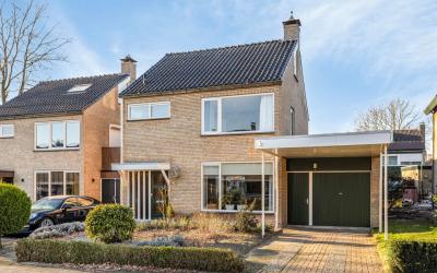 Hogeweg 64
