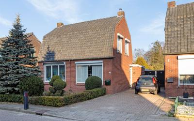Kerkhofweg 121