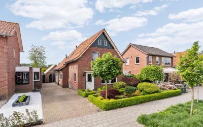 Dorpstraat 18