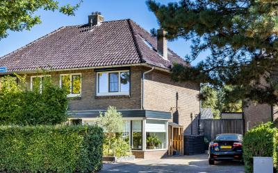 Vriezenveen. 81