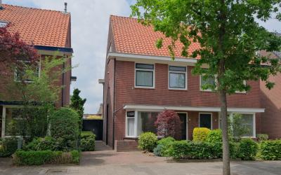 Vriezenveen. 140