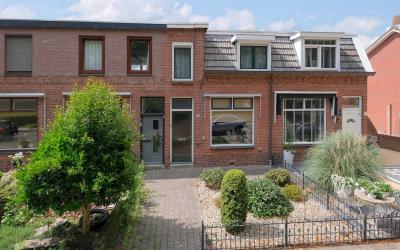 Oude Vrieze. 98