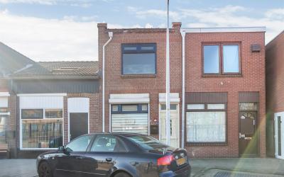 Ambtstraat 89