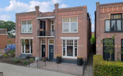 Ambtstraat 135