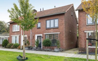 Schoolstraat 96