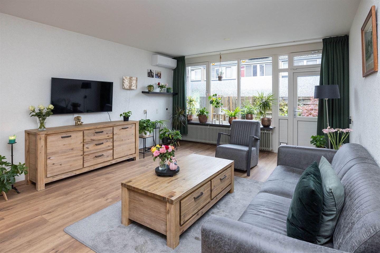 Tussenwoning te koop: Twickel 67, Almelo
