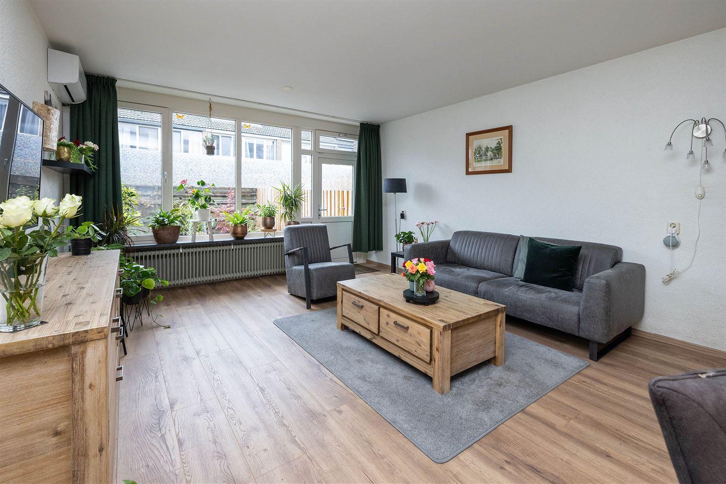 Tussenwoning te koop: Twickel 67, Almelo