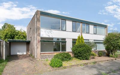 Van Harenst. 6