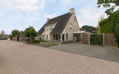De Reuzenst. 4