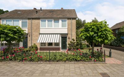 Pastoor Eshuisstraat 10