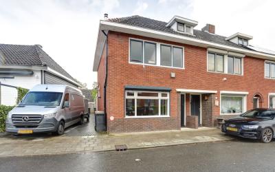 Dunantstraat 28