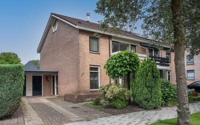 Esdoornlaan 18