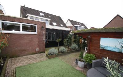 H.J. Meijer. 8
