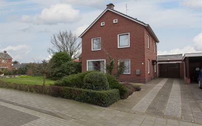 Vriezenveenseweg 19