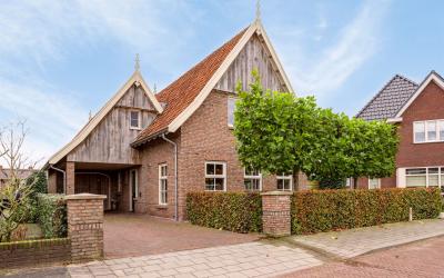 Hof van Ple. 16