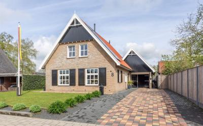 Emmastraat 8