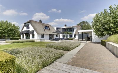 Hoekweg 14