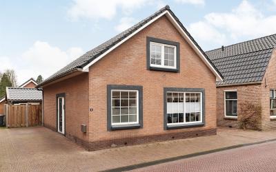 Voorstraat 8