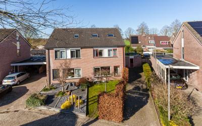 Van der Bru. 9