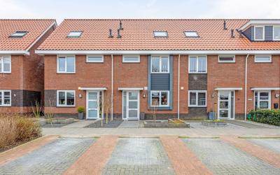 Van der Slu. 17