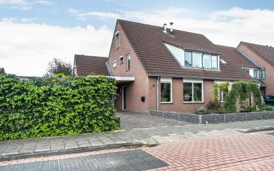 Adelaarweg 8