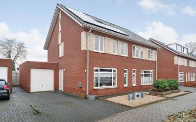 Schutsluis 12