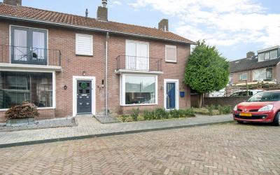 van Houtens. 2