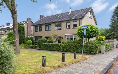 V N laan 47