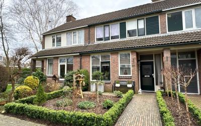 van Rechter. 80