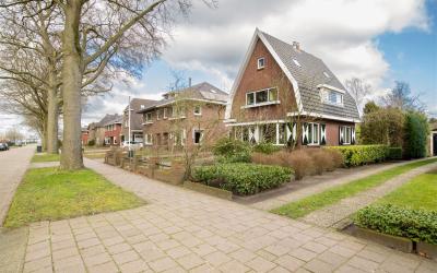 Parallelweg 22