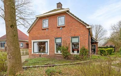 Hoofdstraat 84